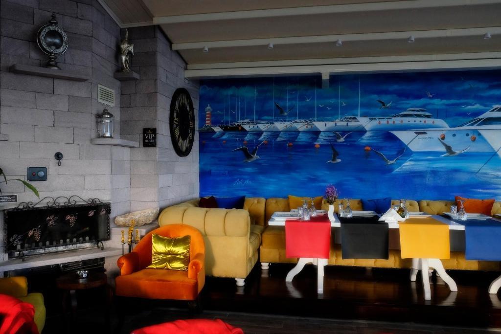 Alp Otel Restaurant Kucukkuyu Bagian luar foto
